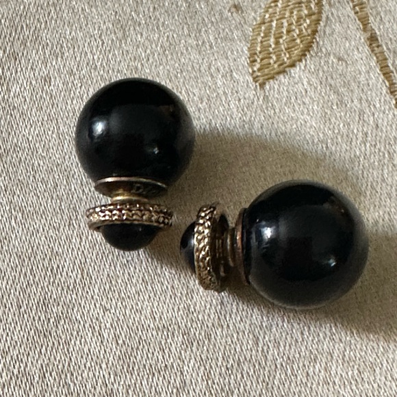 Christian Dior Gold Rope Edged Black Pearl Tribales Pierced Ball